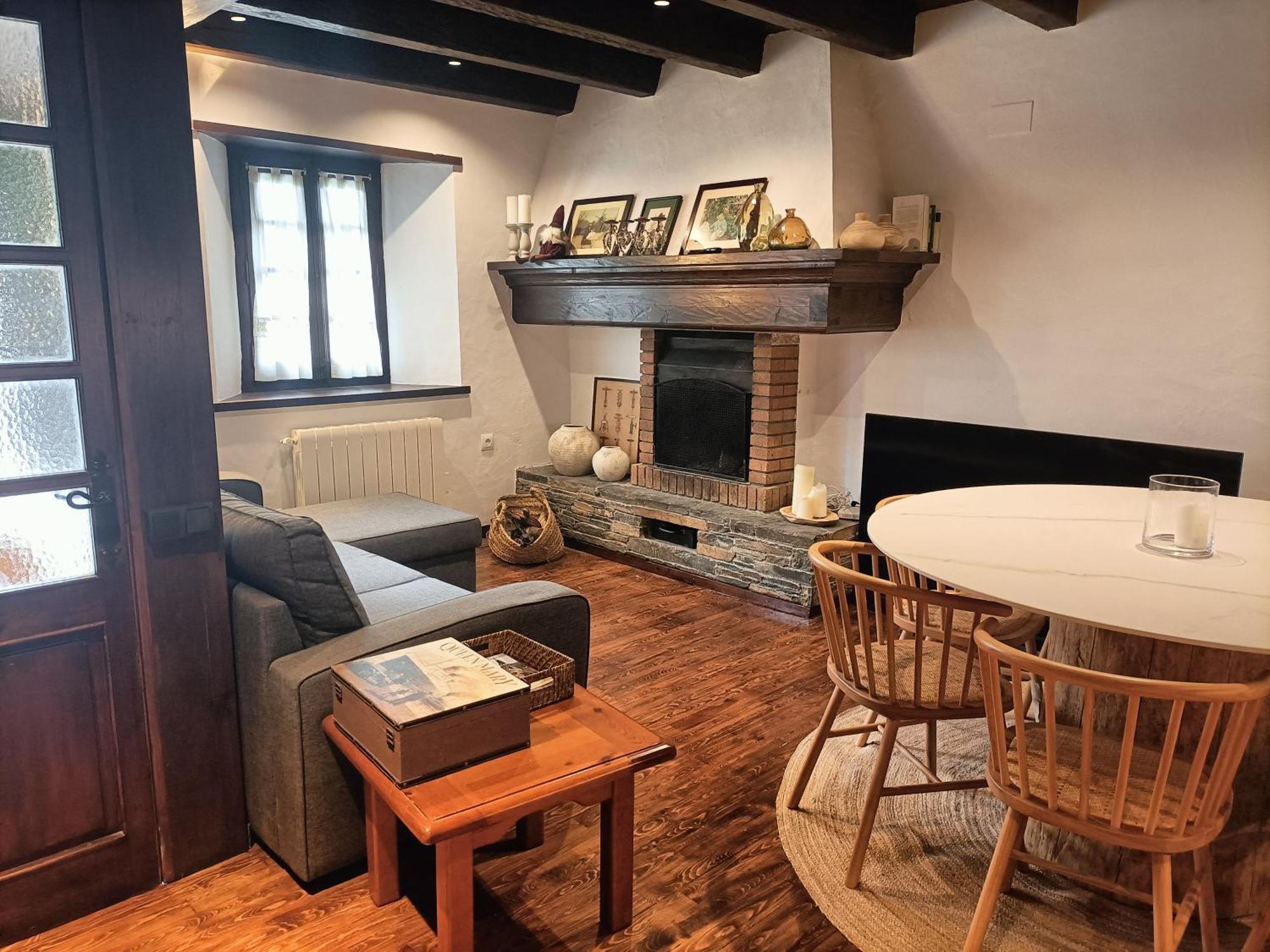 Baqueira 1500 Pie De Pistas Apartamento Cuilas Naut Aran  Exterior foto